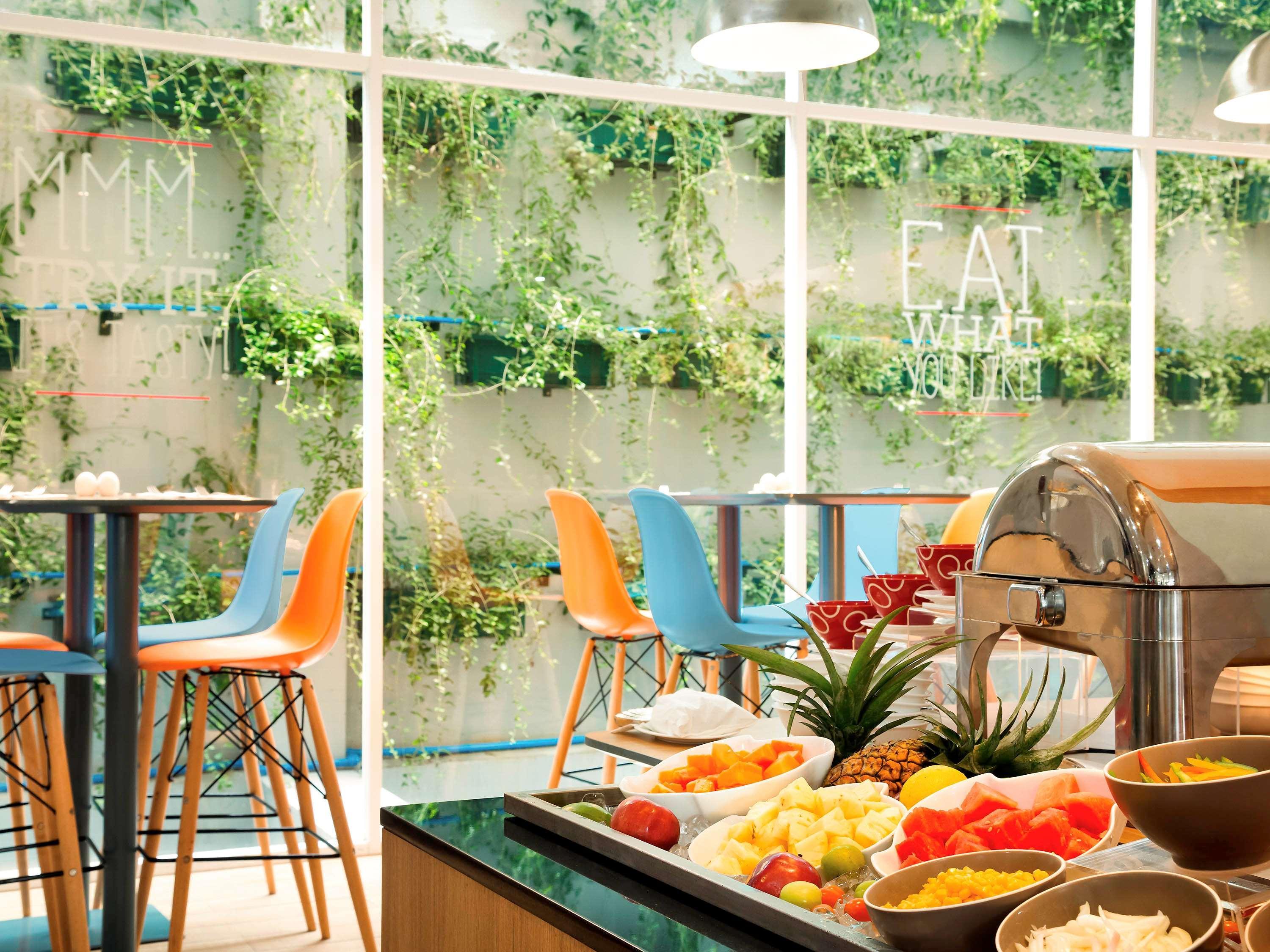 Готель Ibis Bandung Pasteur Екстер'єр фото